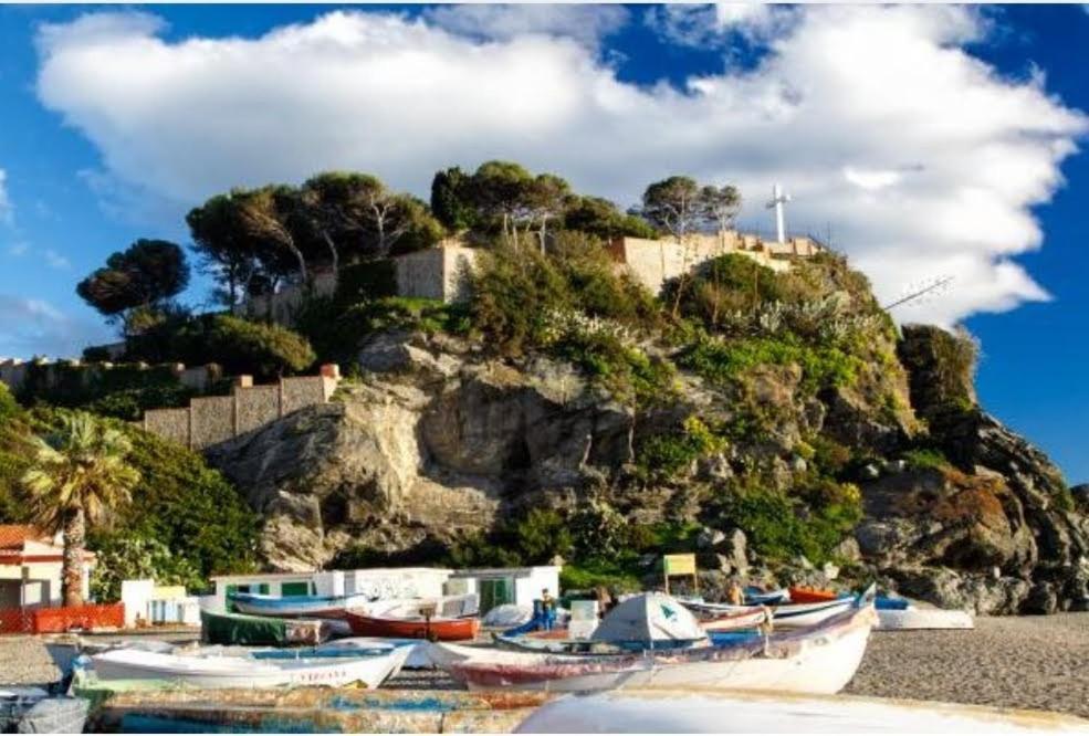 Apartamento Con Encanto Y Preciosas Vistas Junto A La Playa Almuñécar Buitenkant foto